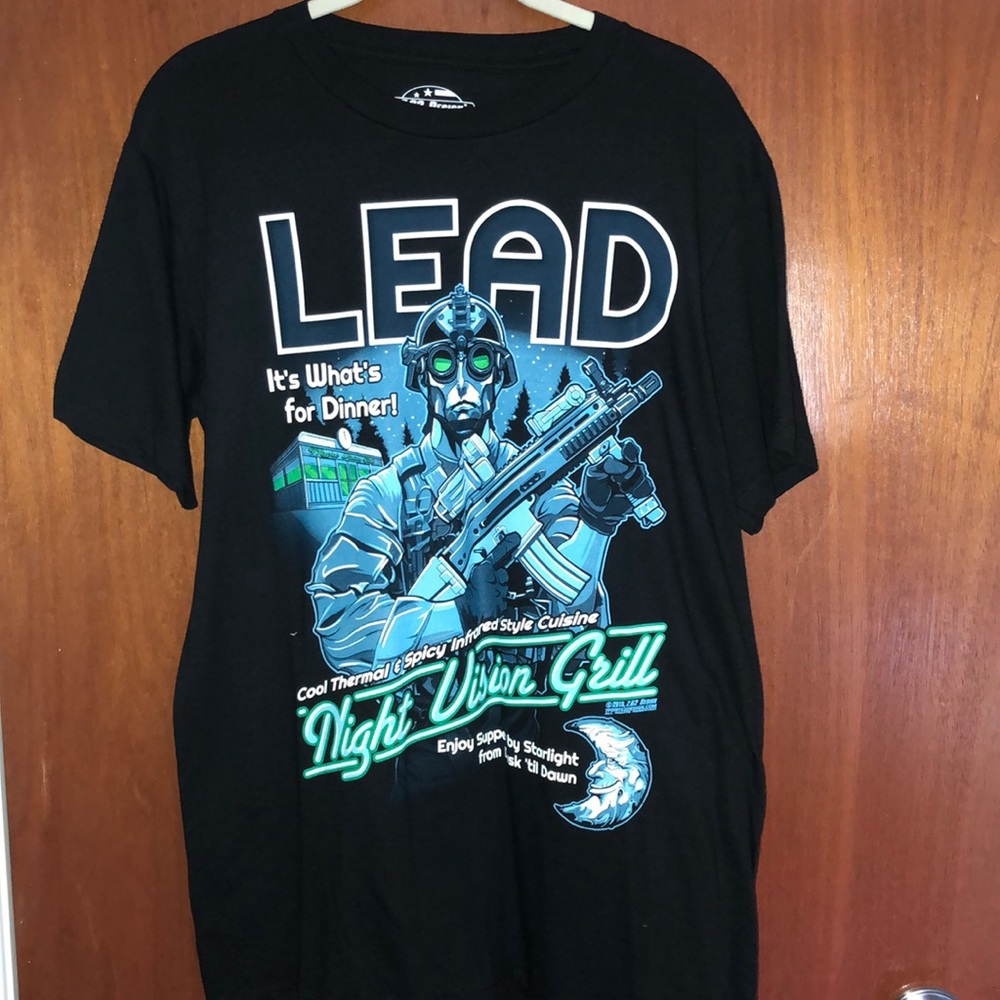 Comic tee